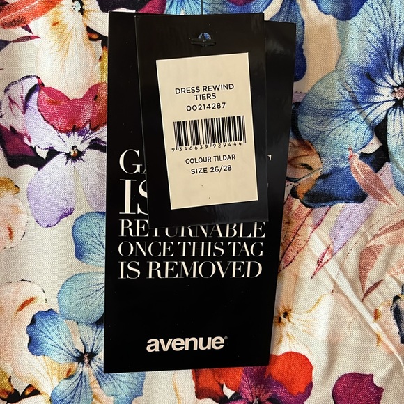 NWT AVENUE Tiered Dress - bright fun Viscose floral V-Neckline Sz 26/28 - Picture 9 of 12